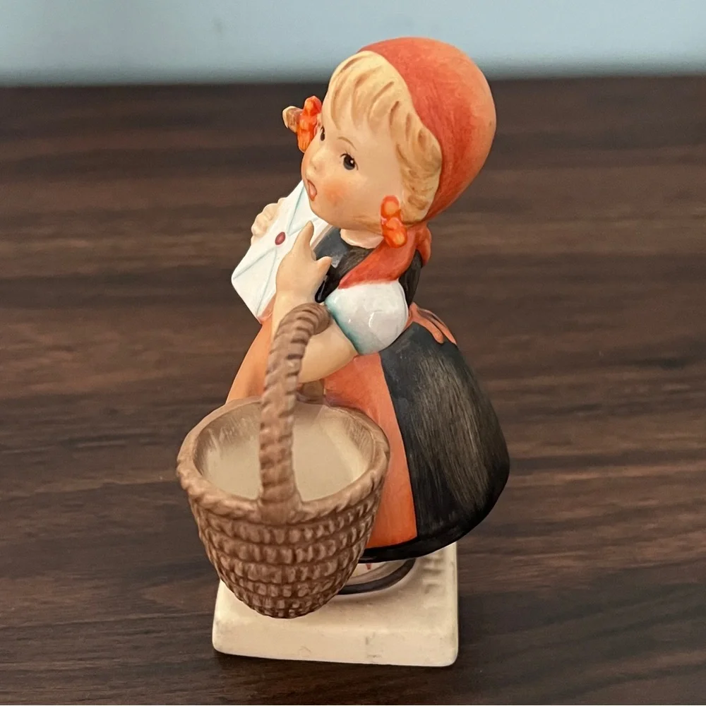 Charming Girl Figurine,meditation with Basket and Letter
